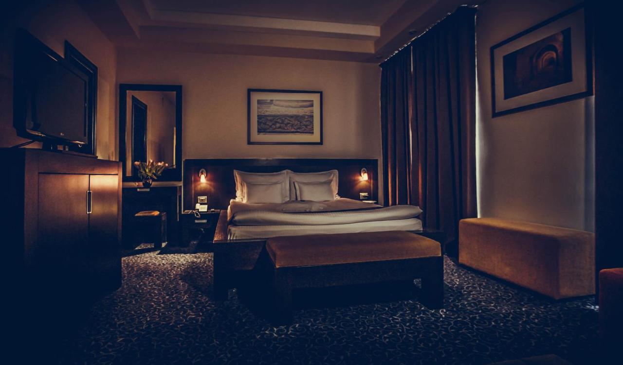 Hotel Cherica كونستانتا المظهر الخارجي الصورة