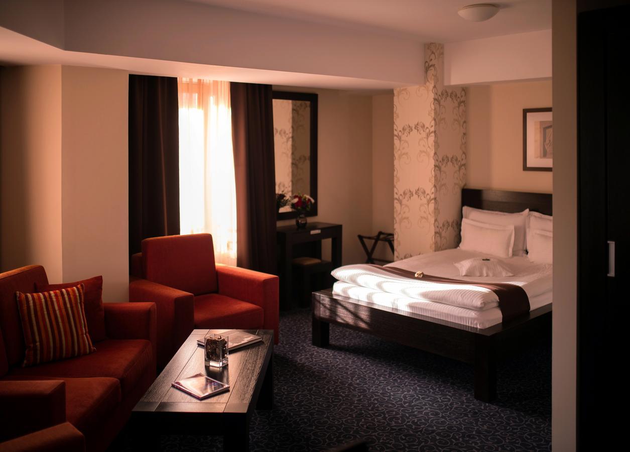 Hotel Cherica كونستانتا المظهر الخارجي الصورة