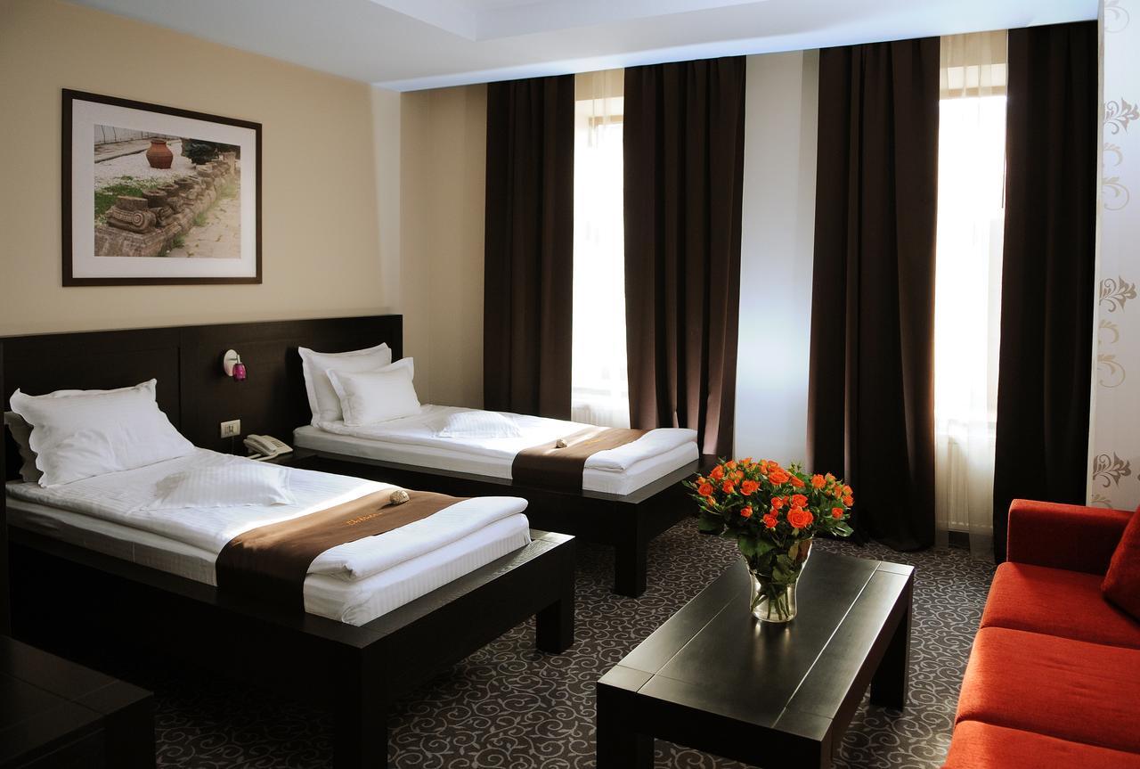 Hotel Cherica كونستانتا المظهر الخارجي الصورة