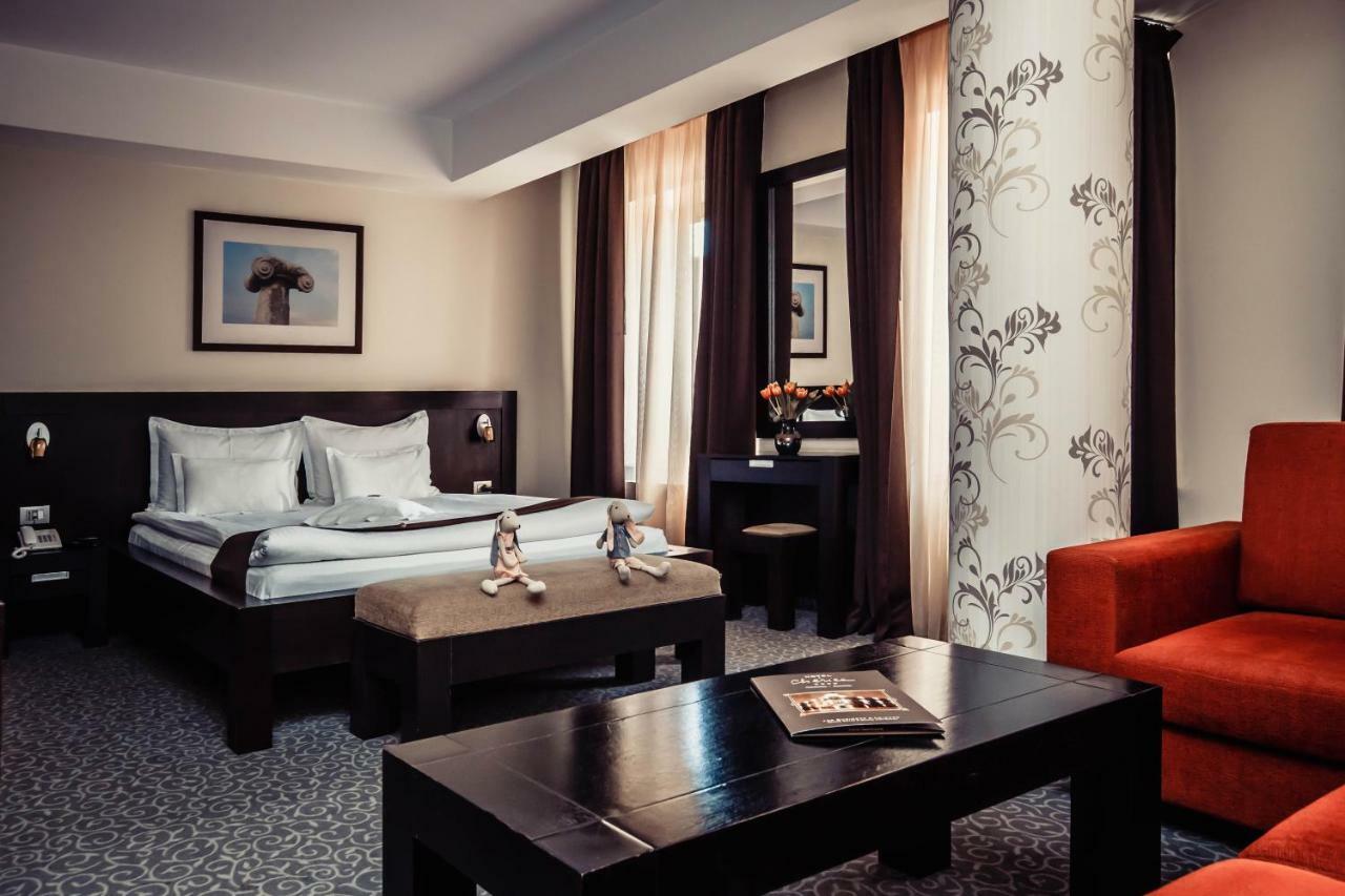Hotel Cherica كونستانتا المظهر الخارجي الصورة