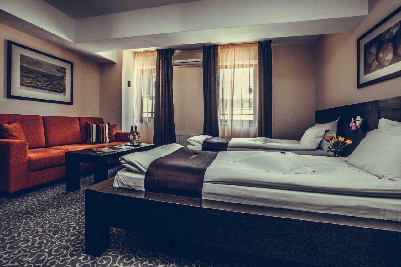 Hotel Cherica كونستانتا المظهر الخارجي الصورة